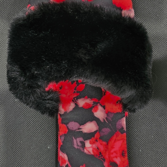 Victoria's Secret Red and Black Floral Slippers - Picture 2 of 6
